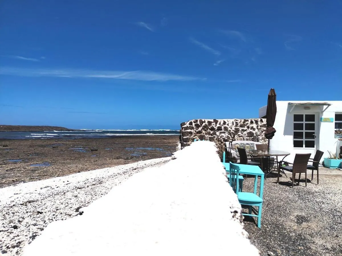 Beachfront Two Bedrooms House Casa Toral Majanicho 0*,