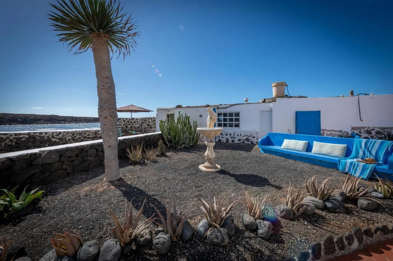 Beachfront Two Bedrooms House Casa Toral Majanicho Holiday home