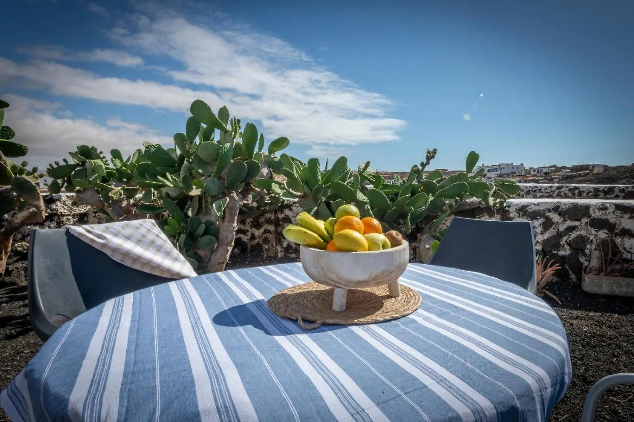 Beachfront Two Bedrooms House Casa Toral Majanicho 0*,  Spain