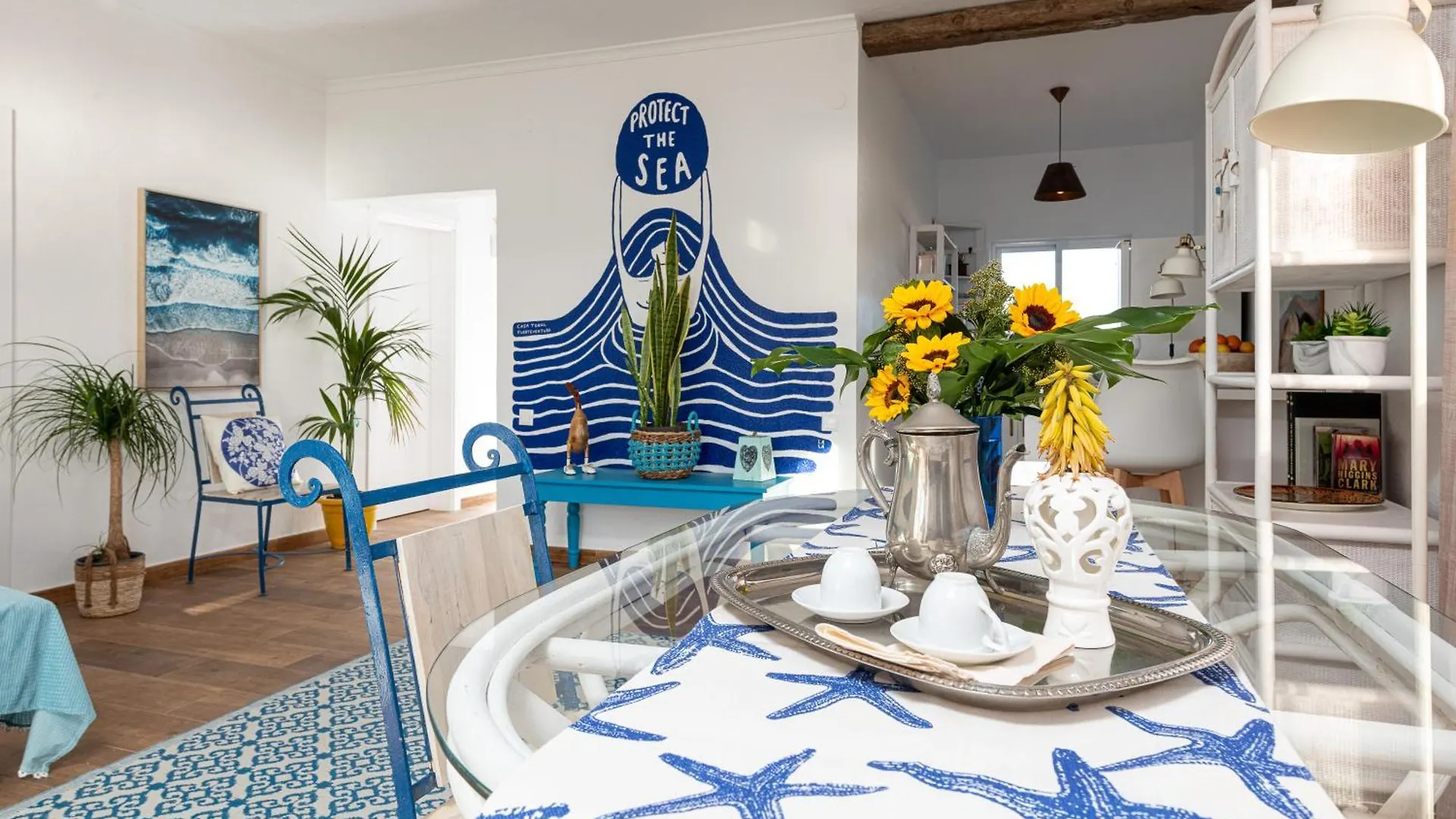Holiday home Beachfront Two Bedrooms House Casa Toral Majanicho Spain