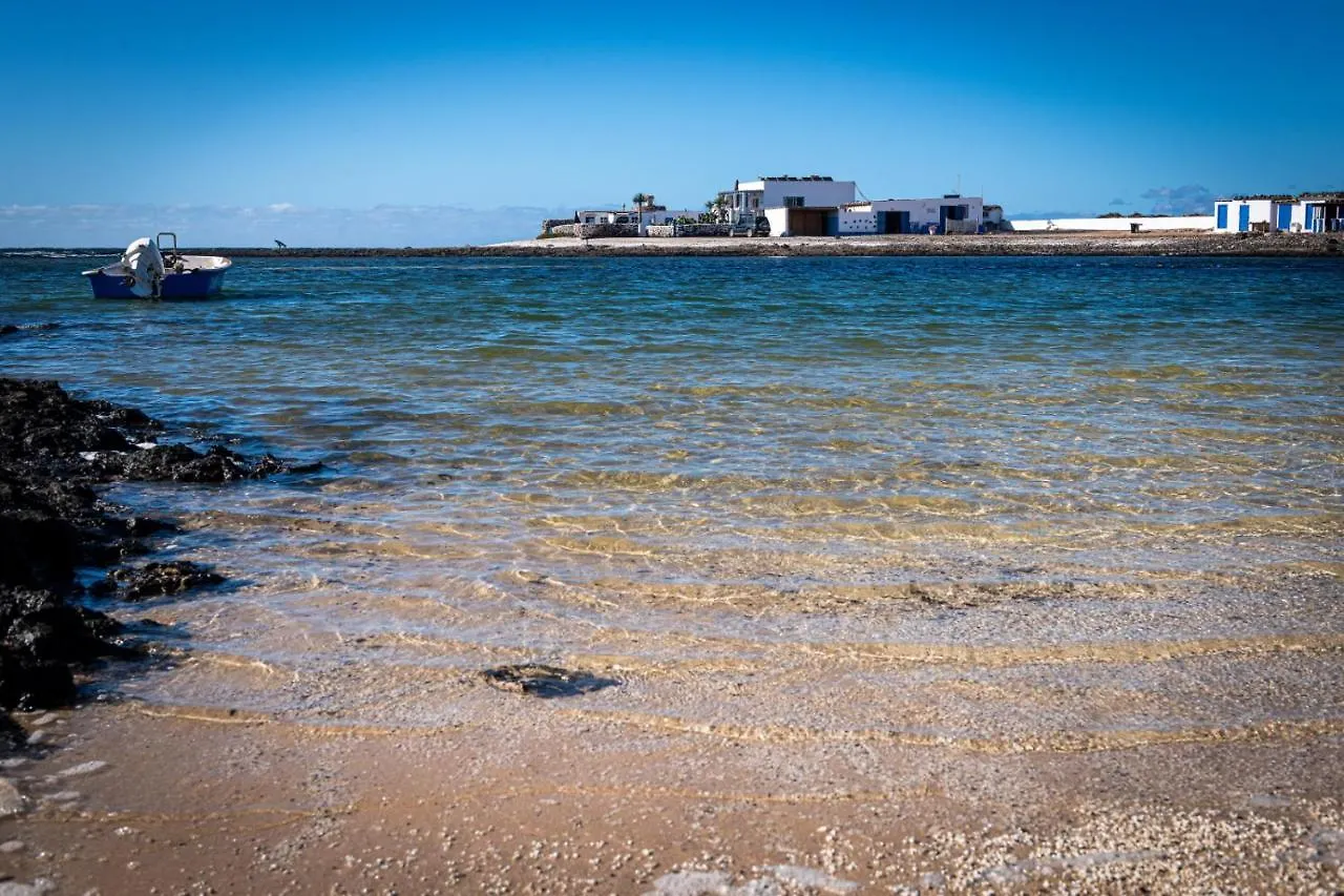 Holiday home Beachfront Two Bedrooms House Casa Toral Majanicho